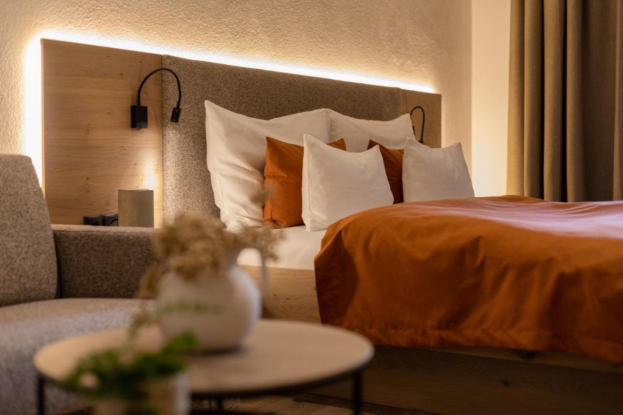 Boutique Hotel Mandarfnerhof Sankt Leonhard im Pitztal Exteriör bild