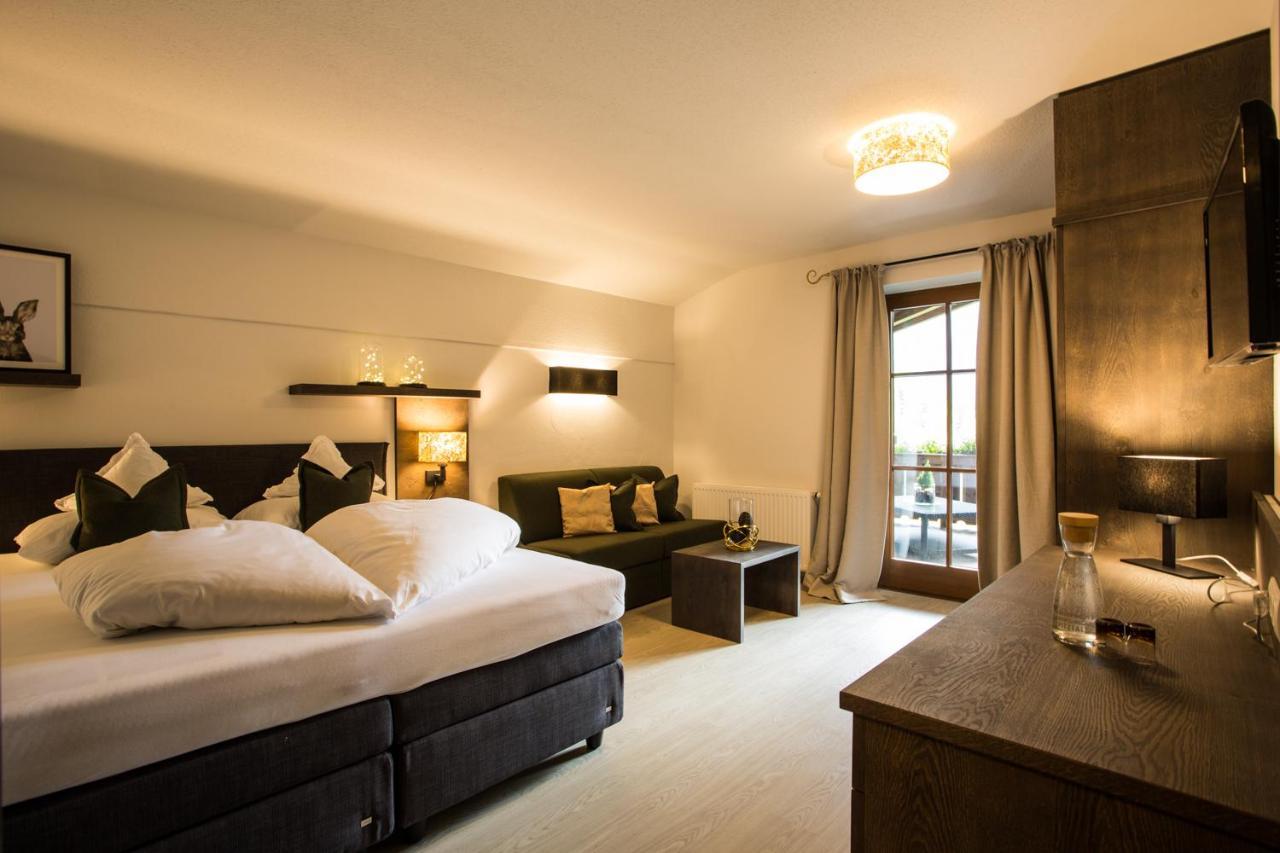 Boutique Hotel Mandarfnerhof Sankt Leonhard im Pitztal Exteriör bild