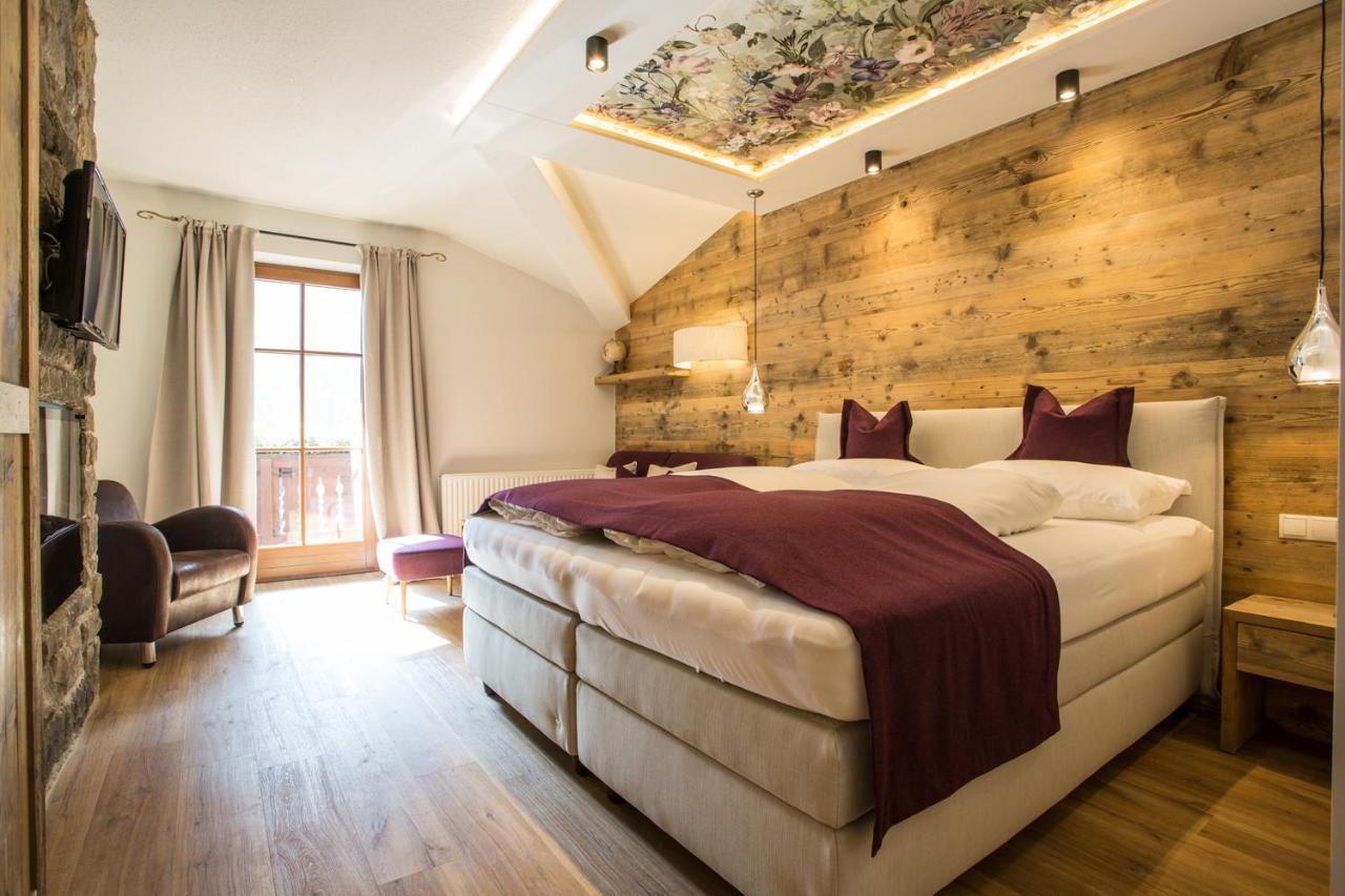 Boutique Hotel Mandarfnerhof Sankt Leonhard im Pitztal Exteriör bild