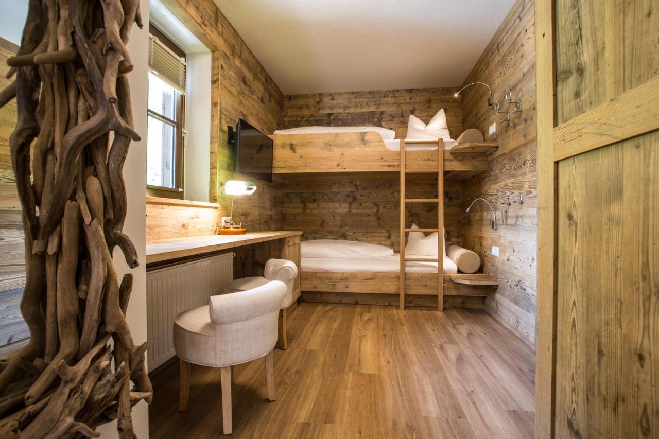 Boutique Hotel Mandarfnerhof Sankt Leonhard im Pitztal Exteriör bild