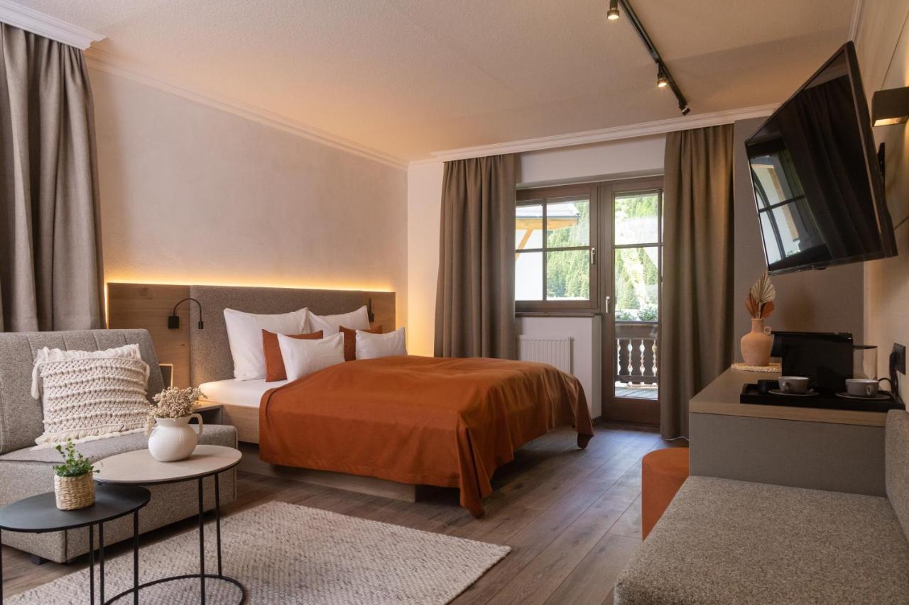 Boutique Hotel Mandarfnerhof Sankt Leonhard im Pitztal Exteriör bild