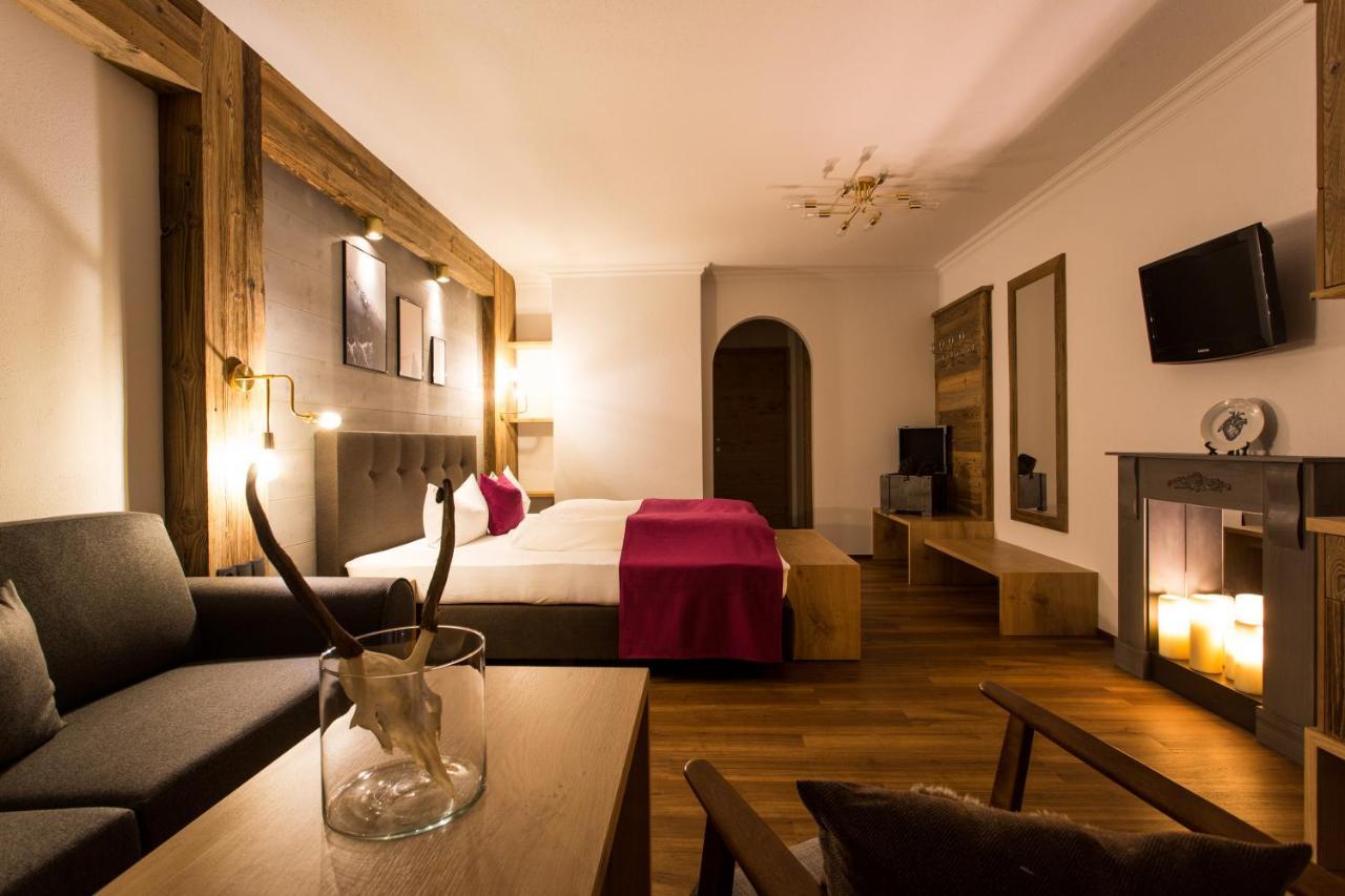 Boutique Hotel Mandarfnerhof Sankt Leonhard im Pitztal Exteriör bild