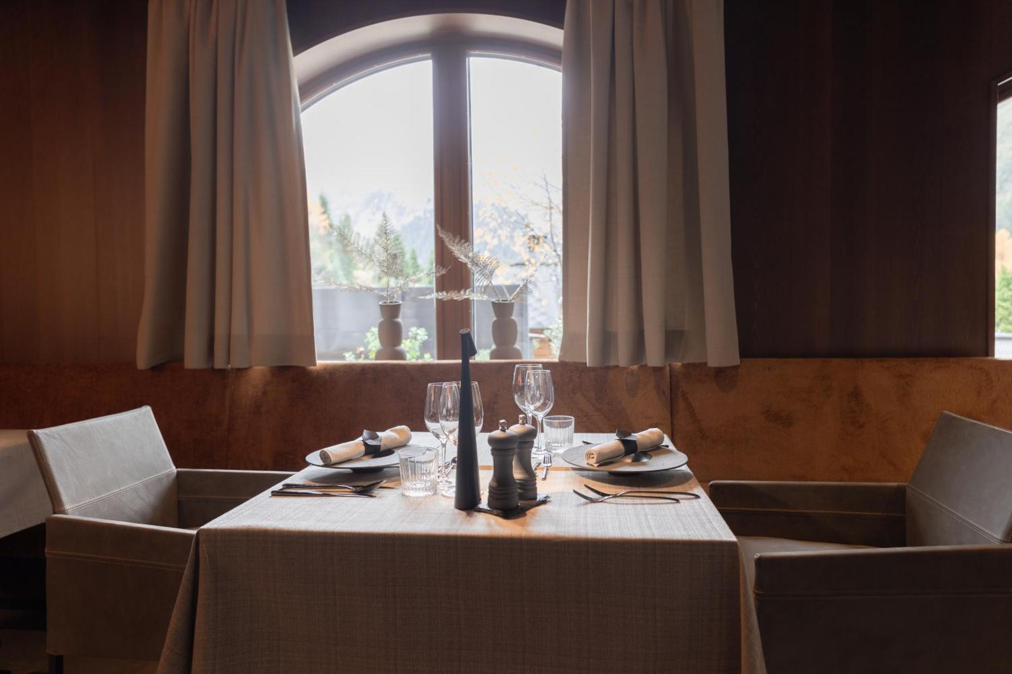 Boutique Hotel Mandarfnerhof Sankt Leonhard im Pitztal Exteriör bild