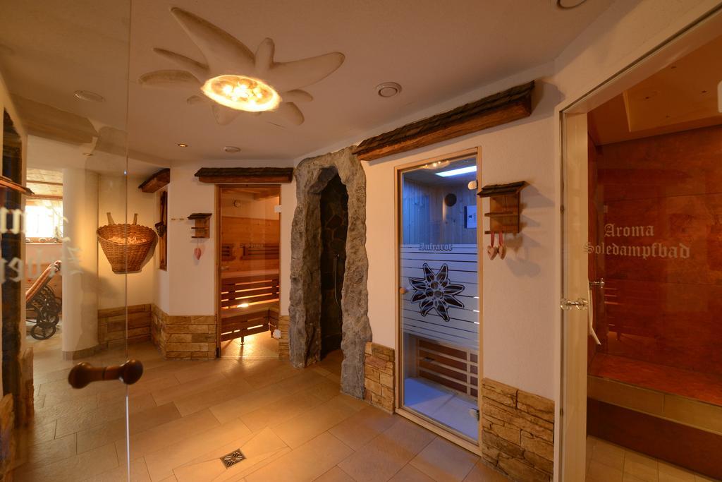 Boutique Hotel Mandarfnerhof Sankt Leonhard im Pitztal Exteriör bild